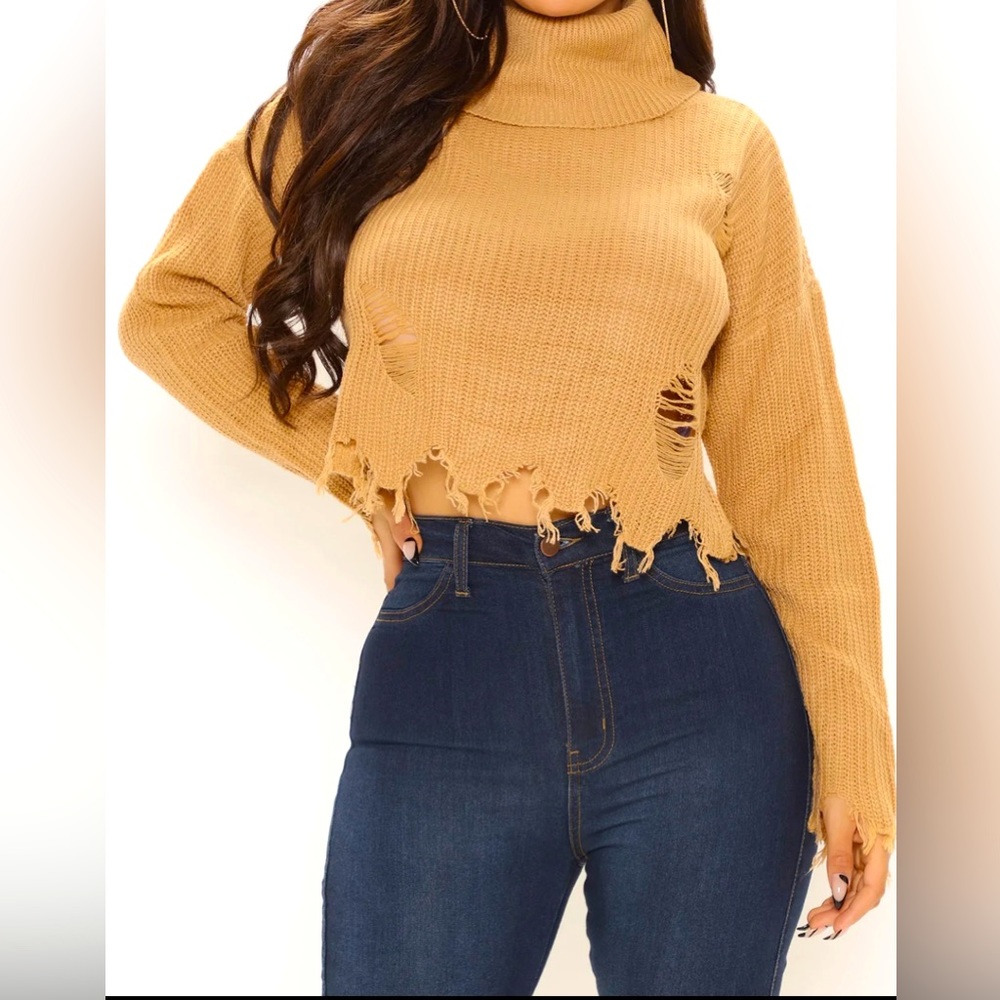 NWT Bonfire Nights Sweater